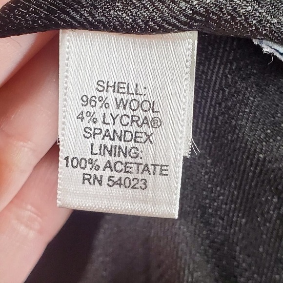 Banana Republic Wool Stretch 2 Button Blazer Black Size 4 - Picture 8 of 11